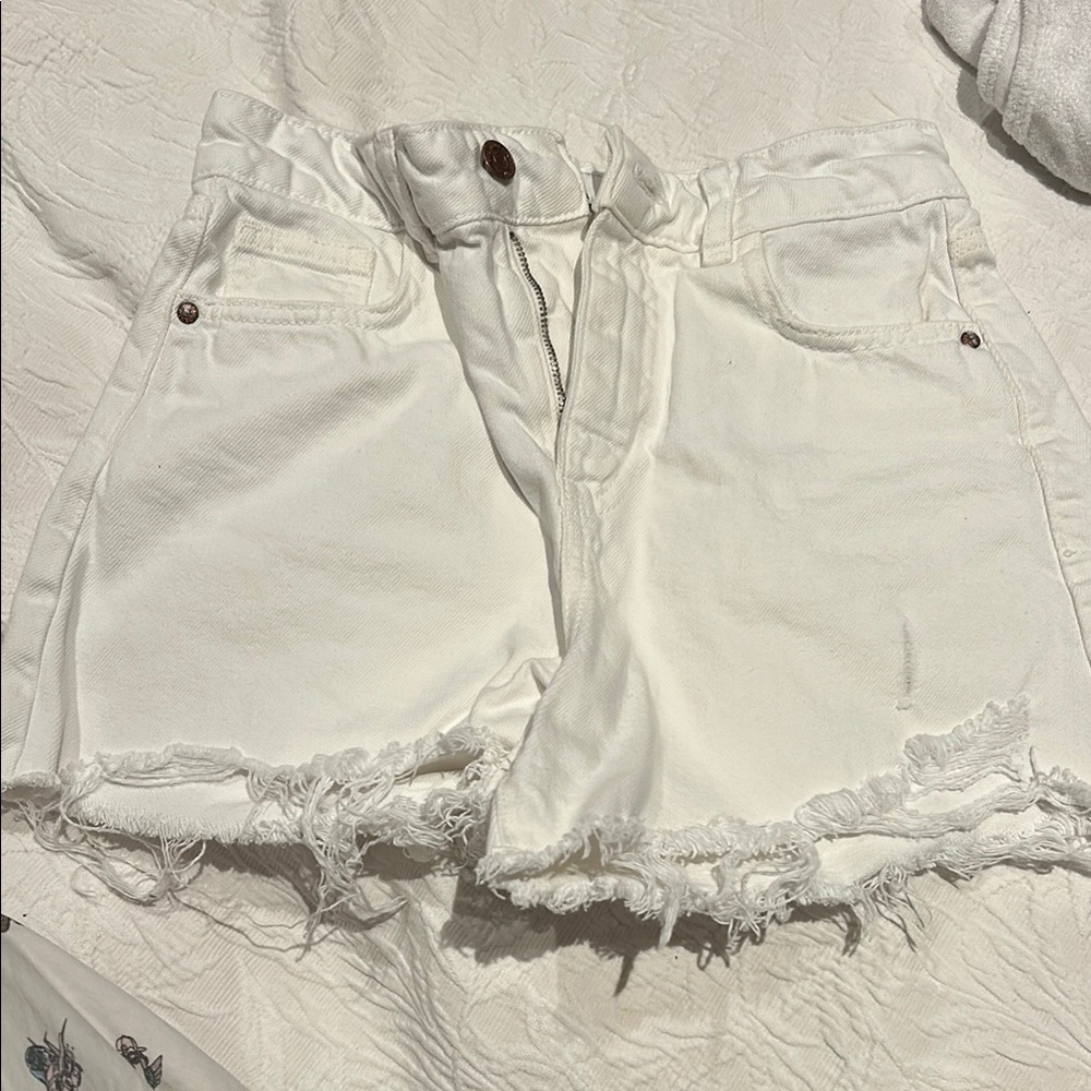 Zara White Jean Shorts Frayed Hem Denim